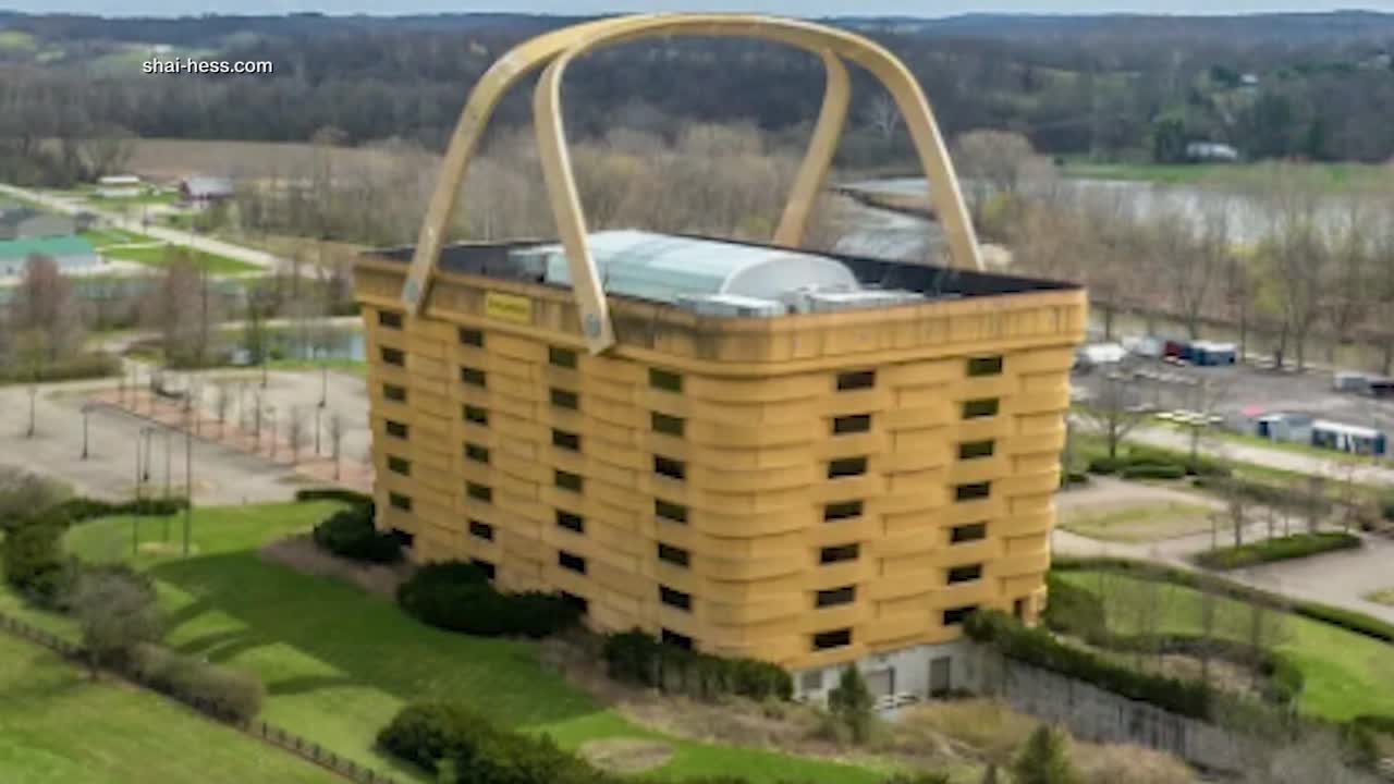 レア　Longaberger Village20thcentury World's largest picnic basket hits the market for $8.5 million